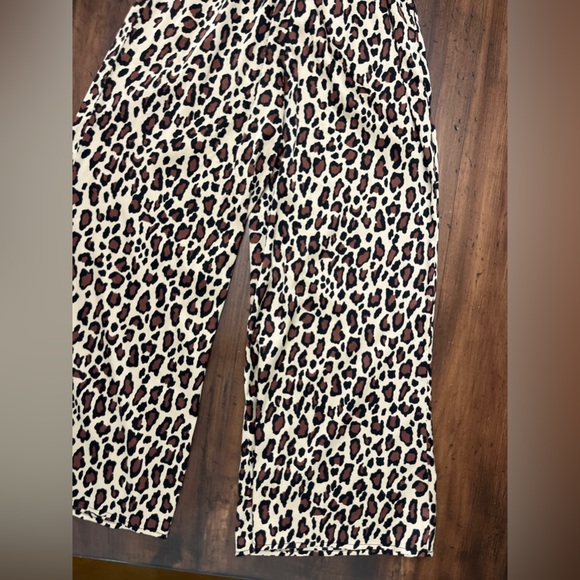 Show Me Your MuMu Leopard Pantsuit Size Small Jumpsuit Chic Fall Preppy Satin - Picture 7 of 16
